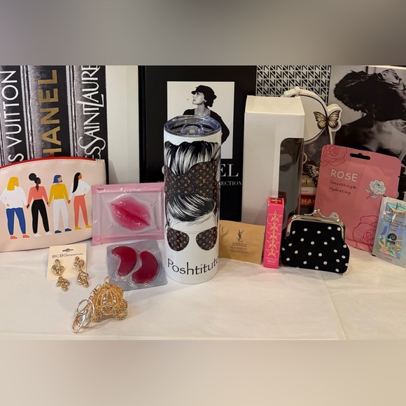 Accessories - ARE YOU A POSHTITUTE? NIB TUMBLER FEATURES A HIGH MAINTENANCE LADY READY TO POSH